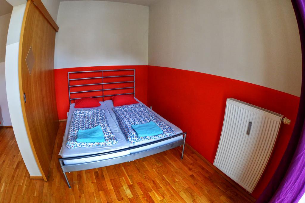 Hostel One Πράγα Εξωτερικό φωτογραφία